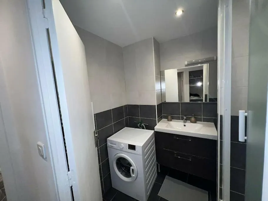 Grand Appartement Climatise Et Fonctionnel Marseille France