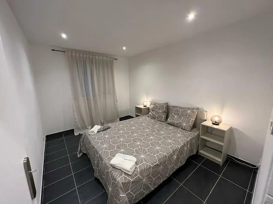 Grand Appartement Climatise Et Fonctionnel Marseille